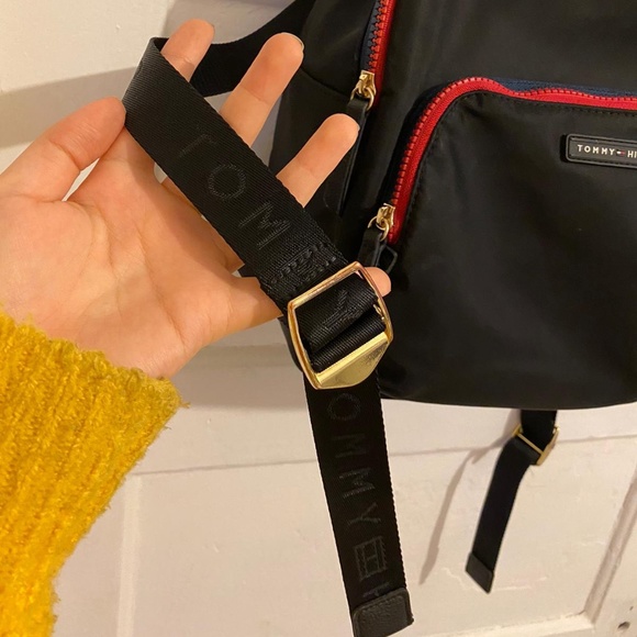 Tommy Hilfiger Black Minimalist Backpack 🎒 - Picture 2 of 4